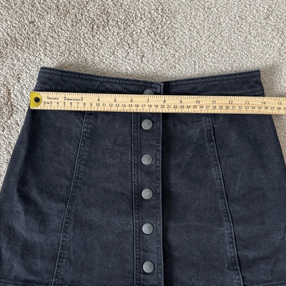 Madewell Metropolis Snap Button Denim Jean Mini Skirt Size 2 Rawley Black H2310 - Picture 6 of 8